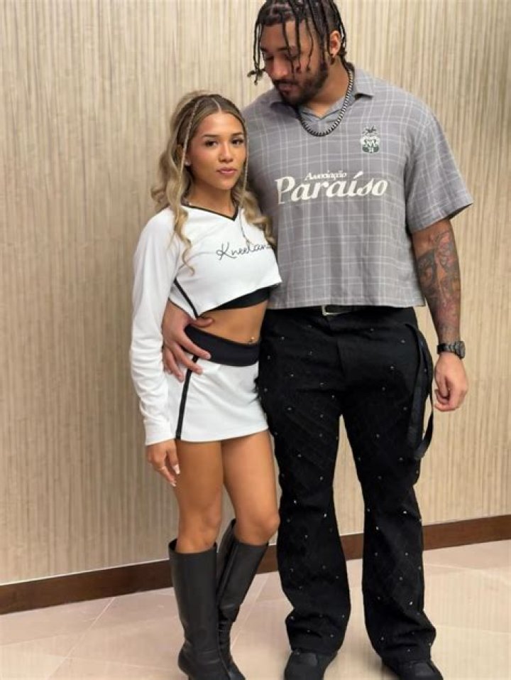 Unveiling Marshawn Lynch's Love Life: Exclusive Insights Into 2024